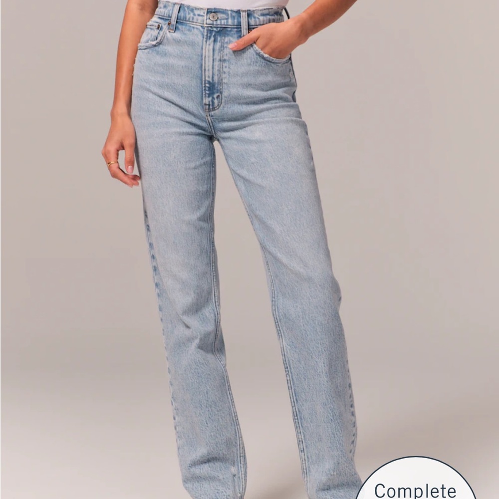 NEW Ultra Hi-Rise 90’s Slim Straight Jeans